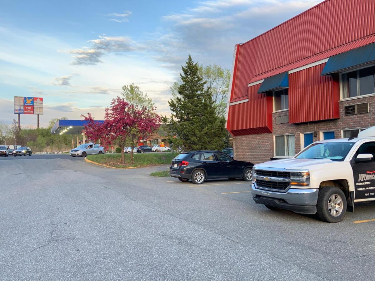 Motel Le Transit Mont-Saint-Hilaire Dış mekan fotoğraf