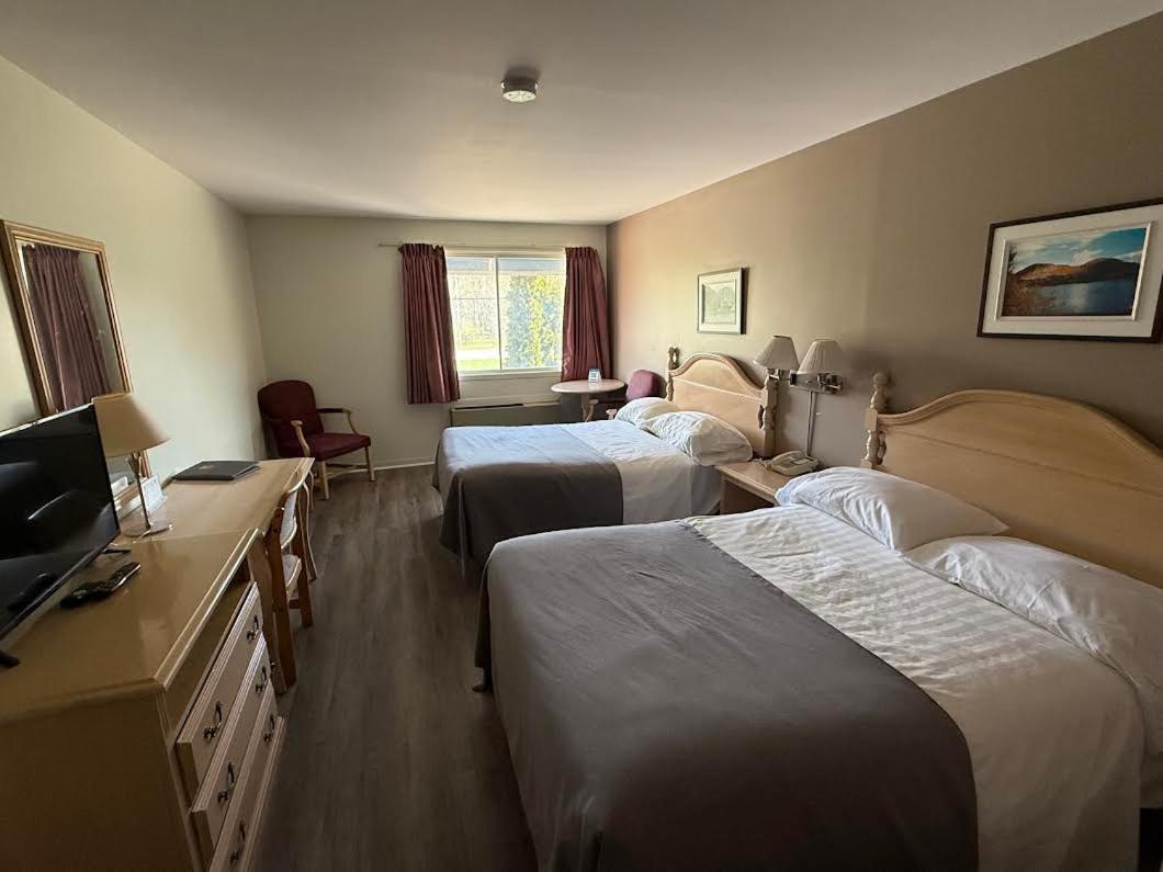 Motel Le Transit Mont-Saint-Hilaire Dış mekan fotoğraf