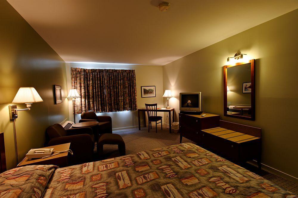 Motel Le Transit Mont-Saint-Hilaire Dış mekan fotoğraf